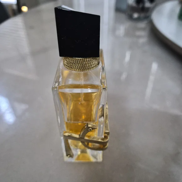 YSL Libre Perfume - Picture 2 of 6